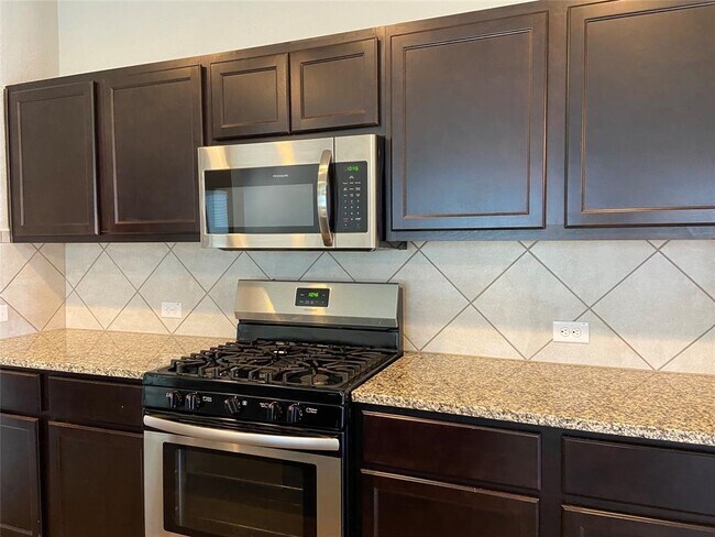 Foto del edificio - 2217 Baugh Rd