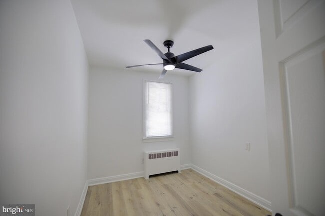 Building Photo - 3015 Gibbons Ave