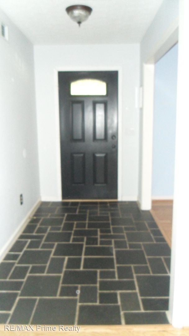 Building Photo - 3 br, 2 bath House - 4033 Savannah Drive