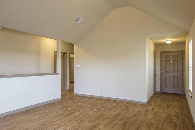 Foto del edificio - 5815 S Brenwood Dr