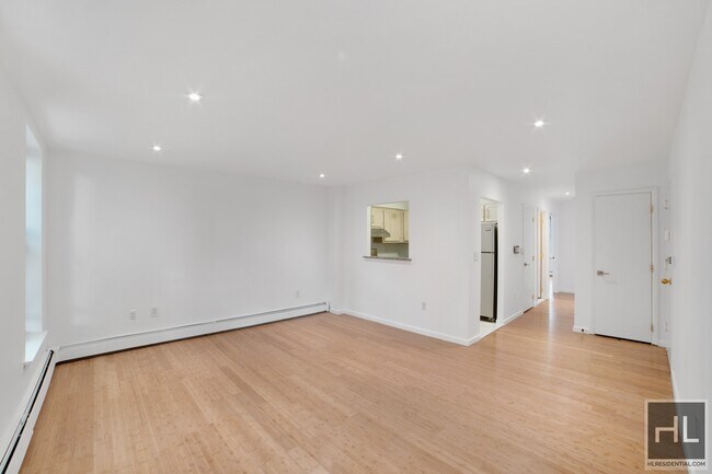 Foto del edificio - Hidden Modern Gem in Fort Greene