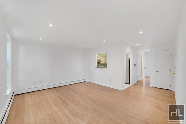Building Photo - Hidden Modern Gem in Fort Greene