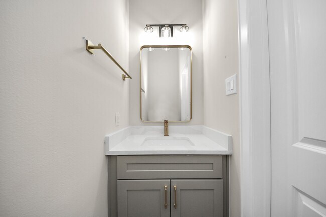 Foto del edificio - 3110 Dawson Ln