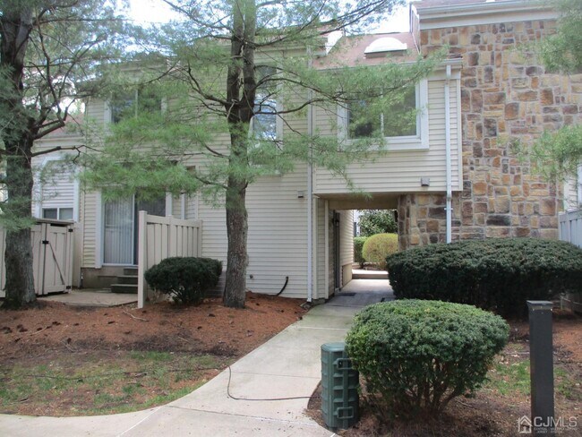 Foto del edificio - 1158 Schmidt Ln