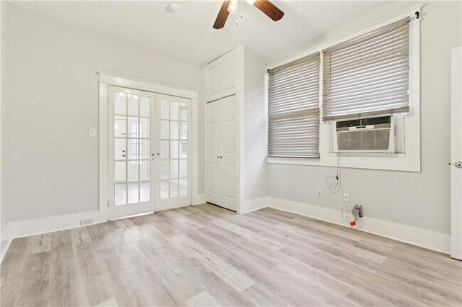 Foto del edificio - 8611 Birch St