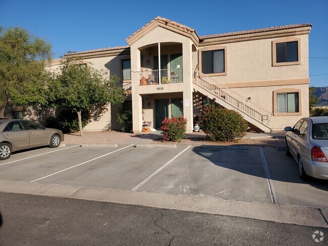 Building Photo - 9820 E La Palma Ave