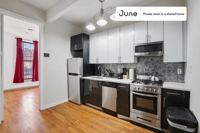 Foto del edificio - Room in Shared 4 bed/1.5 bath home in Bedford-Stuyvesant