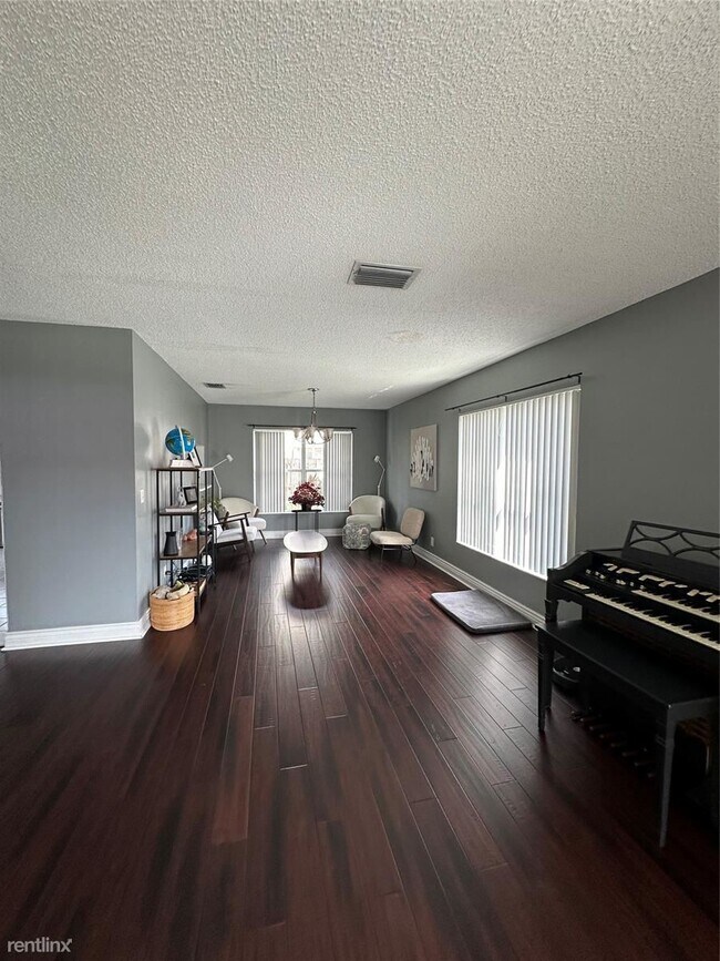 Building Photo - 4 br, 2.5 bath House - 10789 Cypress Lake Ter