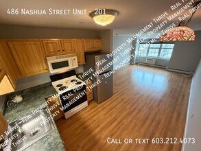 Building Photo - 486 Nashua St