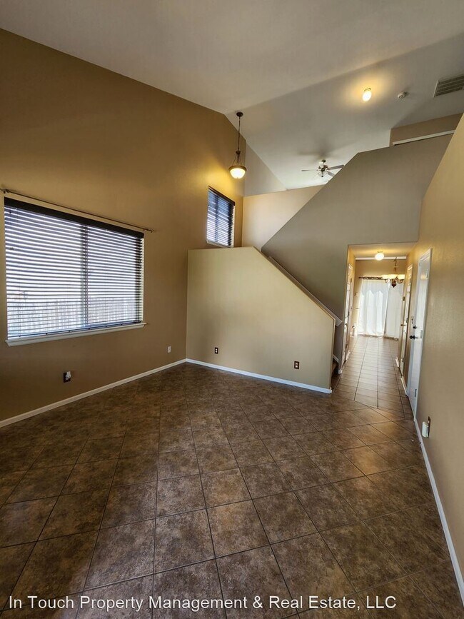 Foto del edificio - 2 br, 2.5 bath House - 5452 Suffolk Circle