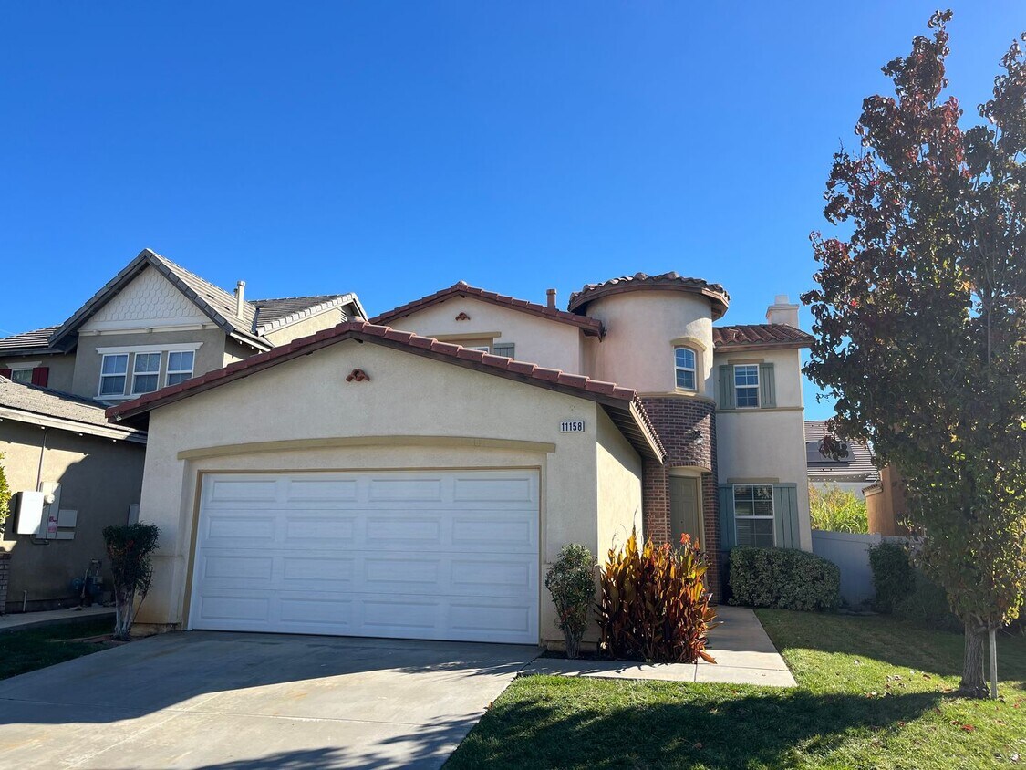 Foto principal - 11155 Picard Pl