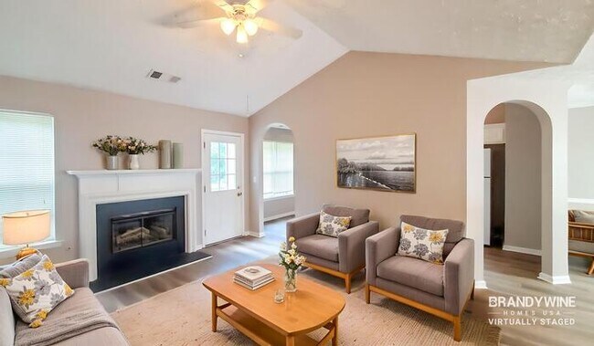 Building Photo - 603 Rosewood Cir