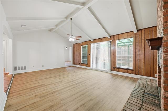 Foto del edificio - 4325 Altamesa Blvd