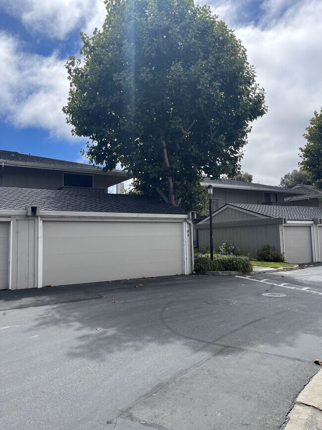 Foto del edificio - 3850 Rio Rd