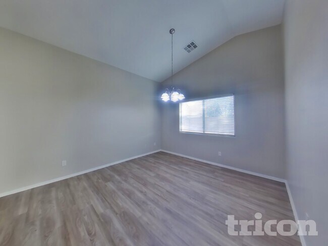 Foto del edificio - 2117 W Pickett Ct