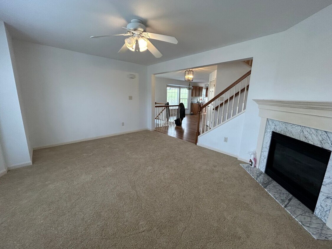 3 Bedroom 2.5 Townhouse For Rent House Rental in Lancaster, PA