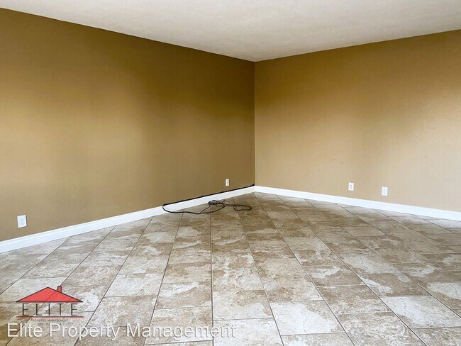 Foto del edificio - 3 br, 2 bath House - 1029 W Willow Ave