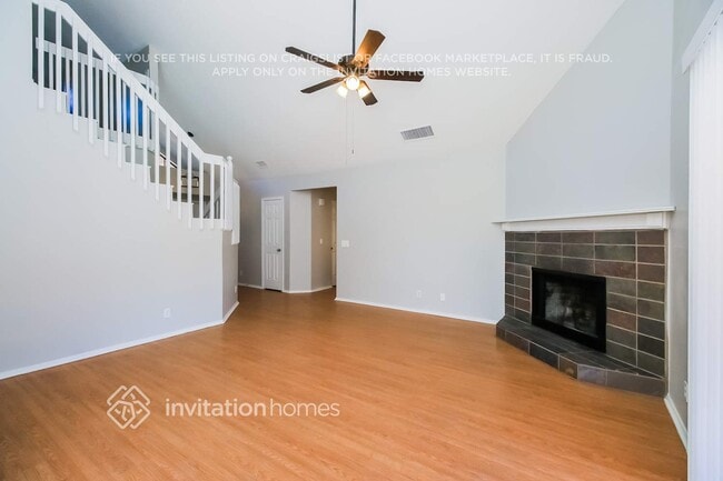 Building Photo - 4151 E Holmes Ave