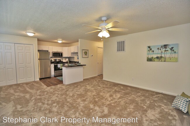Building Photo - 2 br, 1 bath House - 4416-A Dunning Road