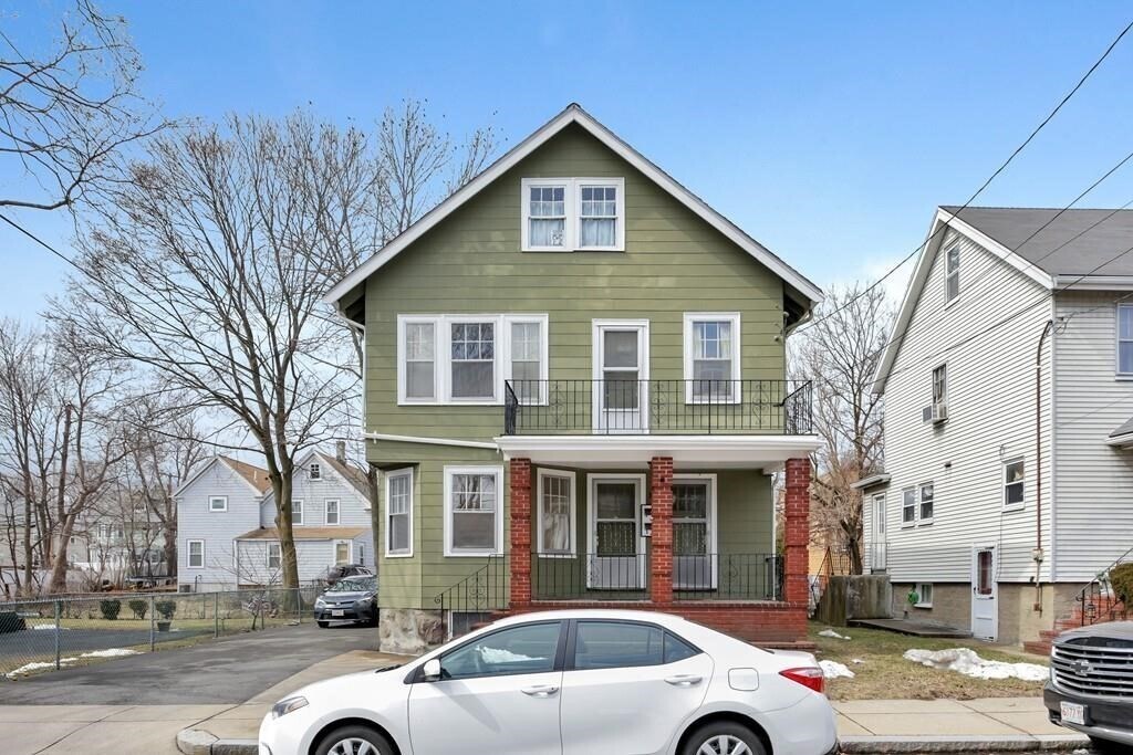 Primary Photo - 35 Manning St