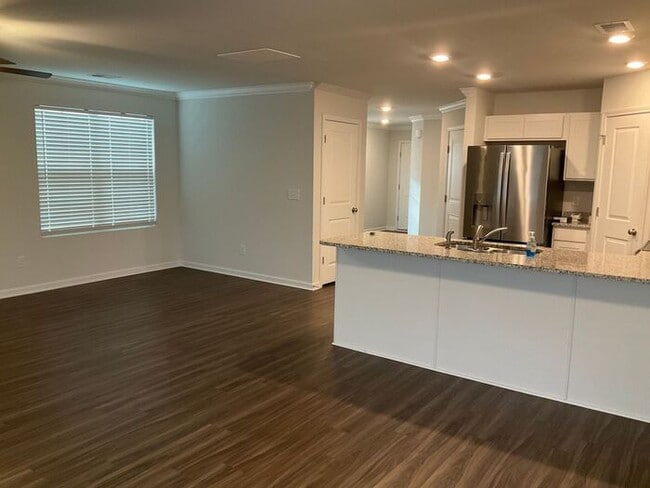 Foto del edificio - Kings Parish