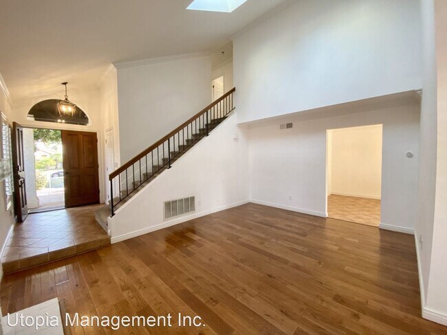 Foto del edificio - 3 br, 2.5 bath House - 7525 Flower Meadow ...