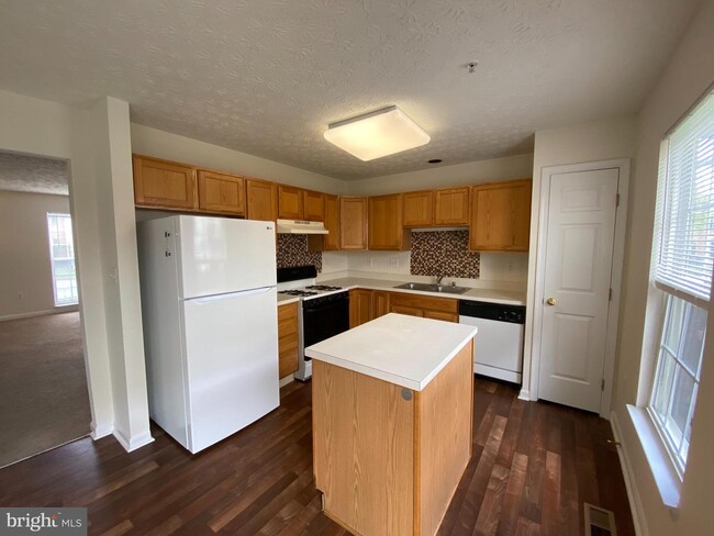 Building Photo - 8307 Frostwood Dr