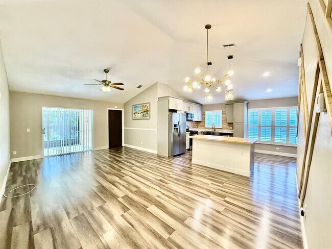 Foto del edificio - 8711 Busch Oaks St
