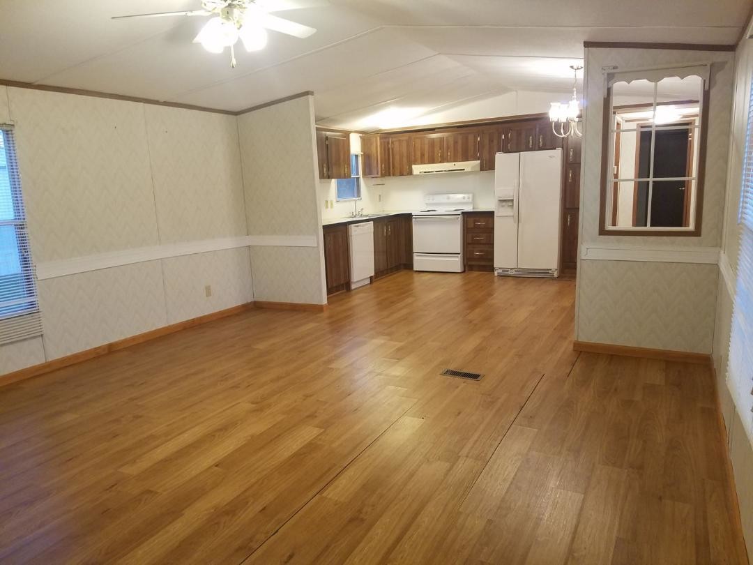 32602 Karina Pl, Macon, MO 63552 House Rental in Macon, MO