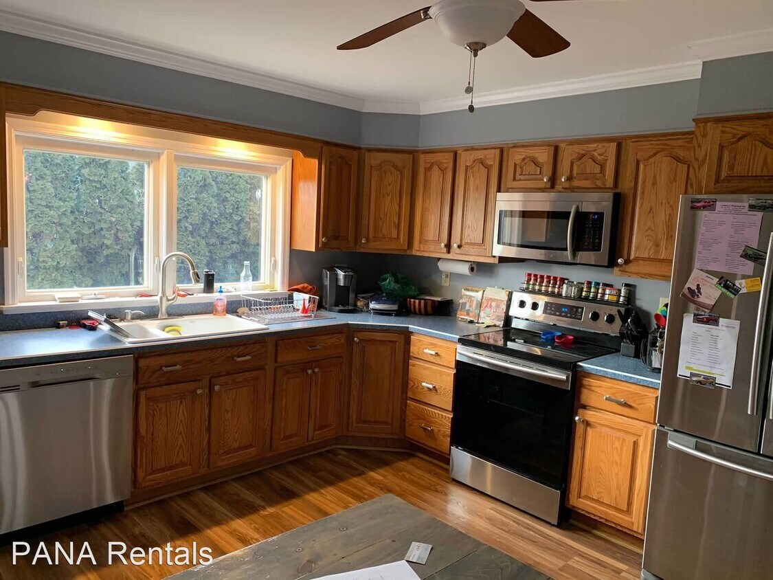 3 br, 2 bath House 1491 Hilltop Road House Rental in Leesport, PA