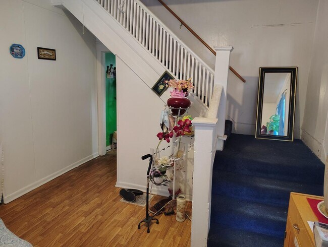 Foto del edificio - 353 W 26th St