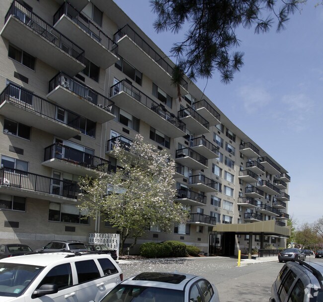 101 Monmouth St Apartments Apartments Brookline, MA