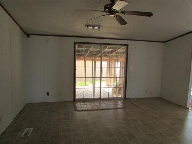 Building Photo - 10325 Co Rd 470
