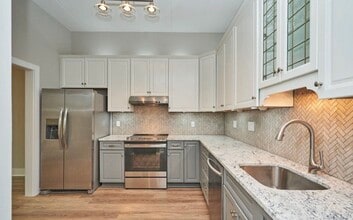 Building Photo - 11557 Rolling Green Ct