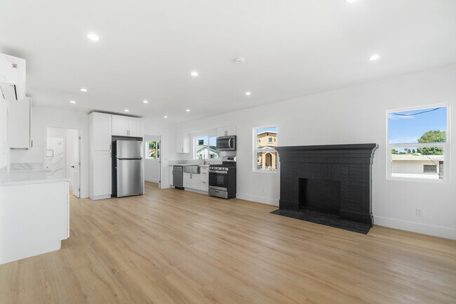 Foto del edificio - 301 S Cabrillo Ave