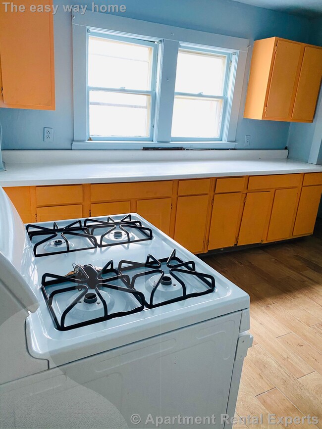 Photo - 137 Mills St Townhome