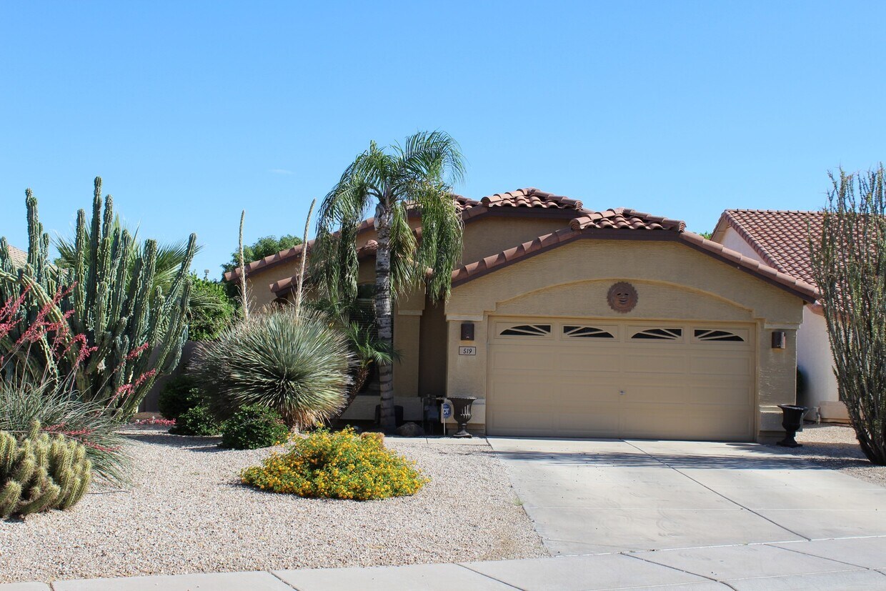 Foto principal - Gorgeous fully furnished home in Gilbert w...