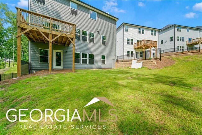Foto del edificio - 393 Magnolia Dr