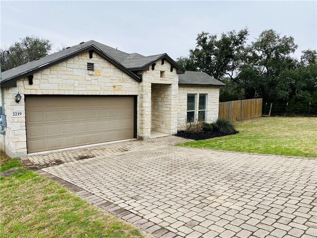 Building Photo - 2219 Stonehaven