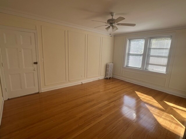 Entry/Living Room - 4604 Grove St