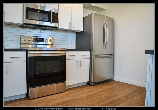 Foto del edificio - 1566 Myers Ln