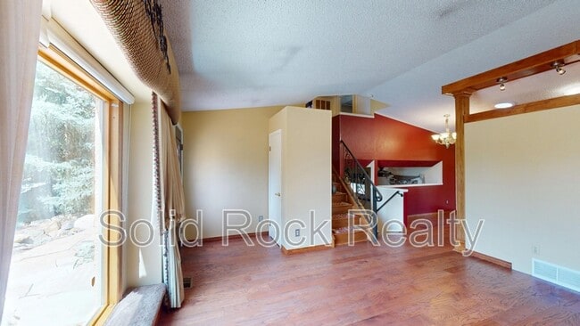 Photo - 6713 Fredrick Dr House