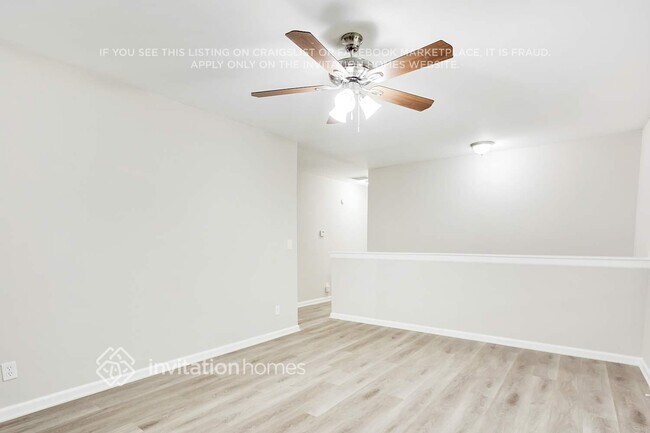 Foto del edificio - 2369 Brentford Pl