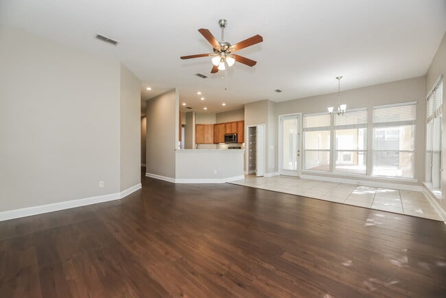 Building Photo - 10973 Hickory Trace Ln