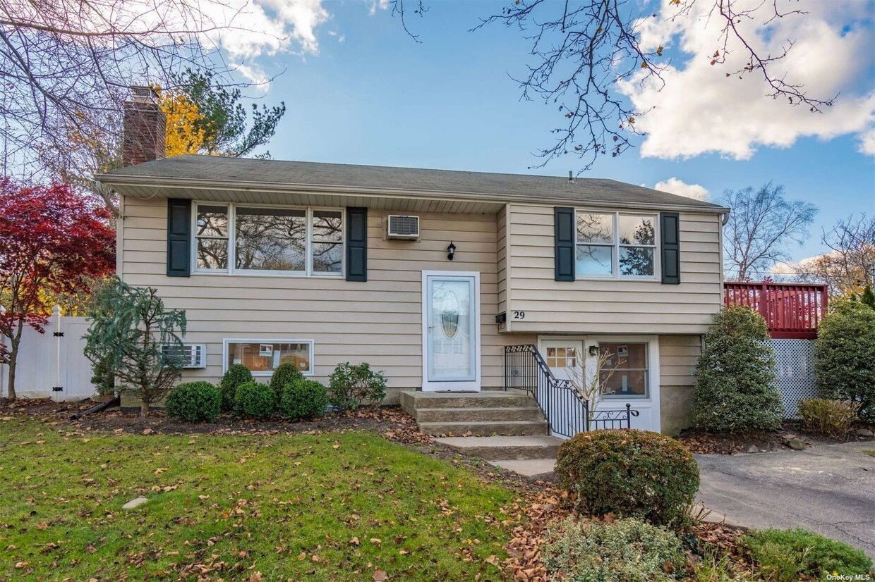 Primary Photo - 29 Ripley Dr