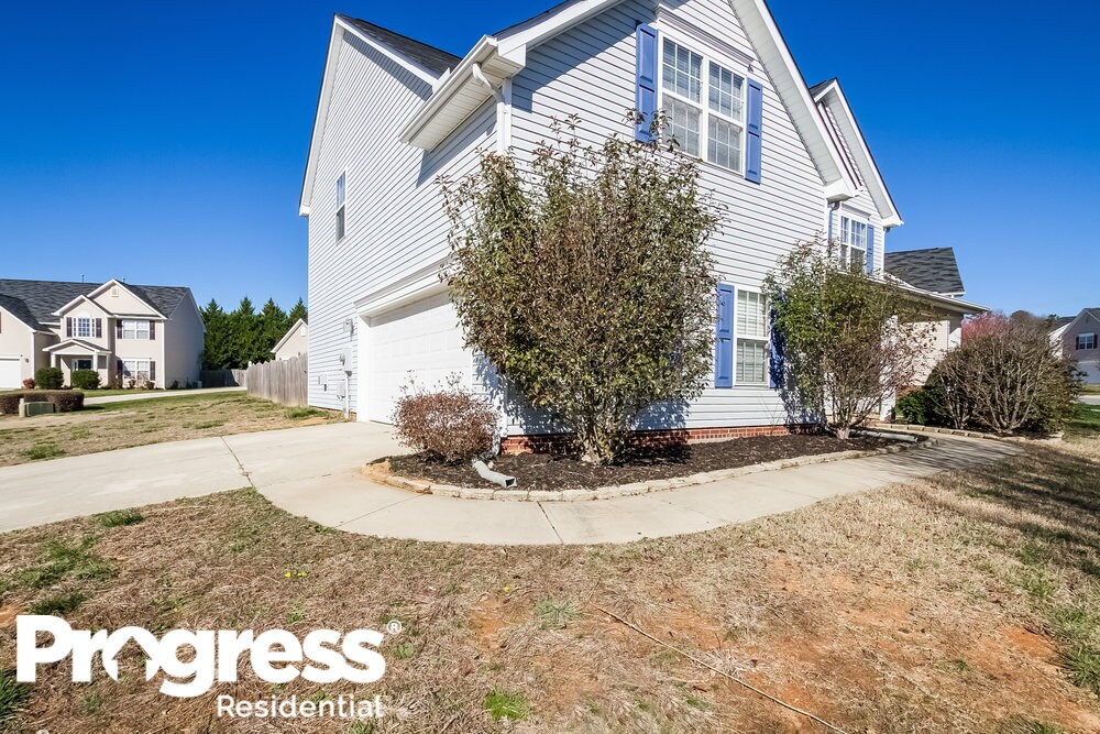 2838 Island Point Dr NW, Concord, NC 28027 House Rental in Concord