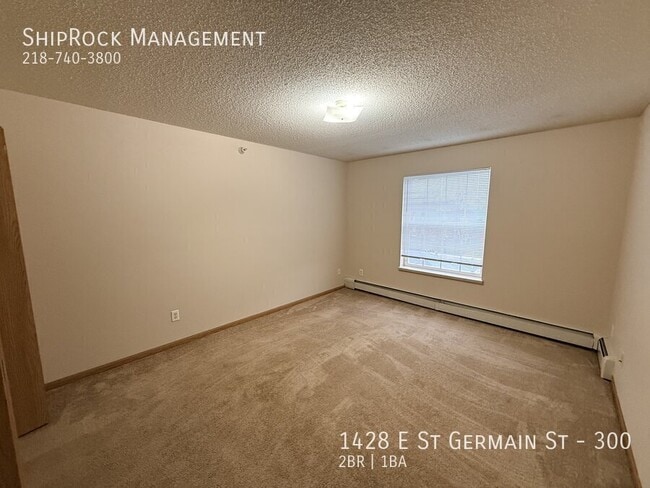 Building Photo - 1428 E St Germain St