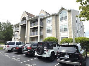 Building Photo - 2236 Lesner Crescent