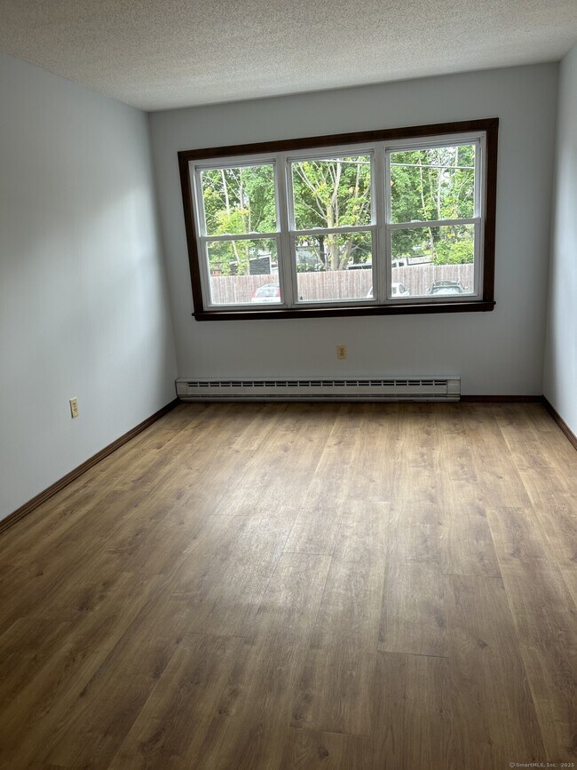 Foto del edificio - 46 N Cherry St