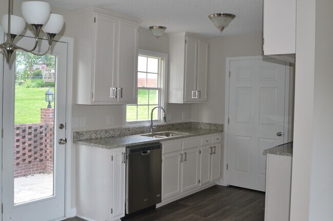 Foto del edificio - Available July 10th, 2025! Lovely 3 bed 2 ...